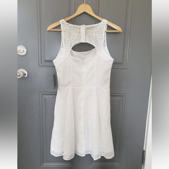 Guess | White Eyelet Dress | Size 0 - Picture 3 of 6